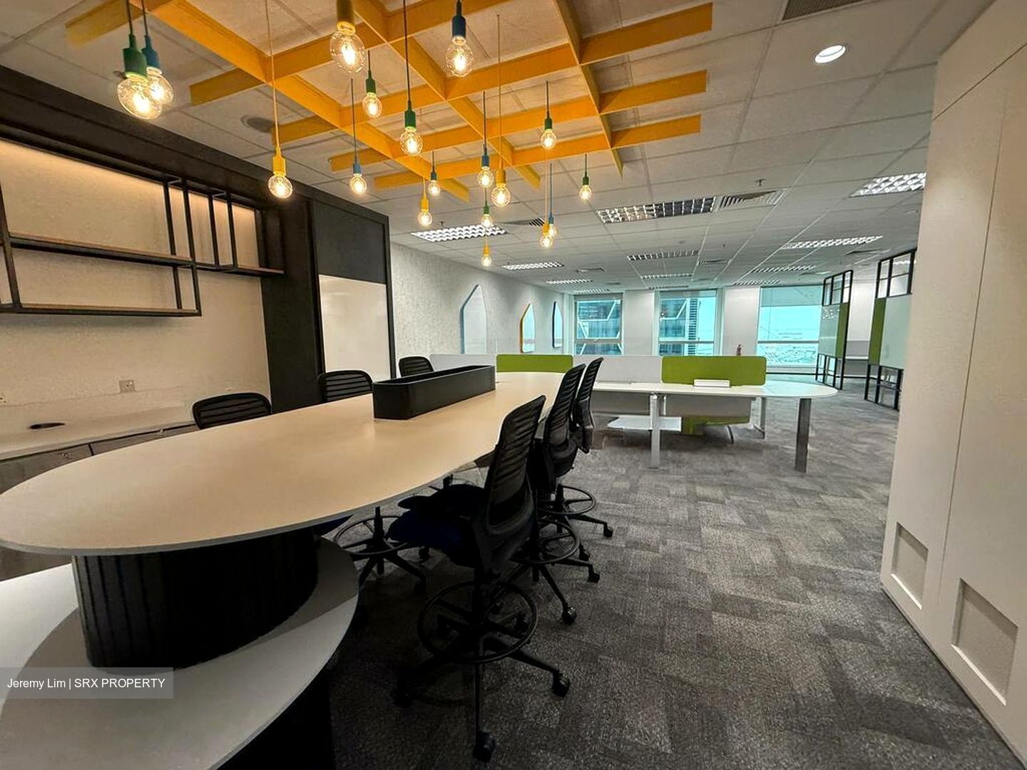 Oue Downtown (D1), Office #497573081